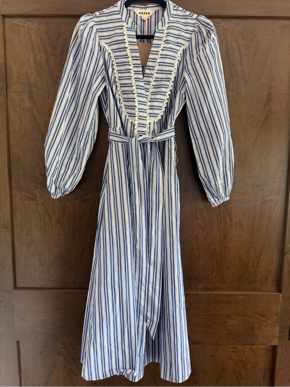 NWT Boden Cary Cotton Midi Dress
Bright Blue Varigated Stripe